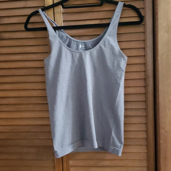 THE Perfect Layering Tanks - Picture 4 of 4